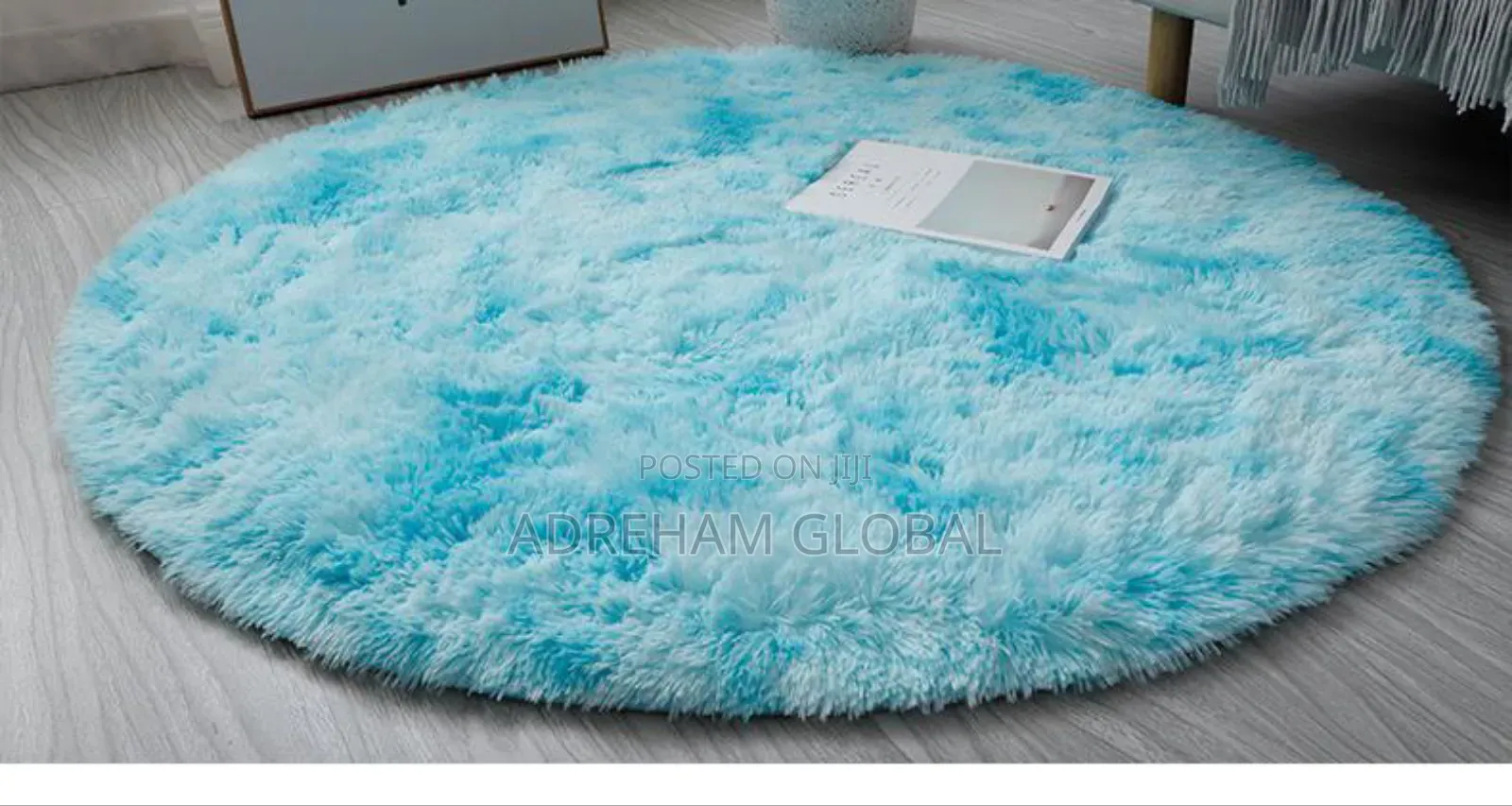 Fluffy Carpet 80cm by 80cm