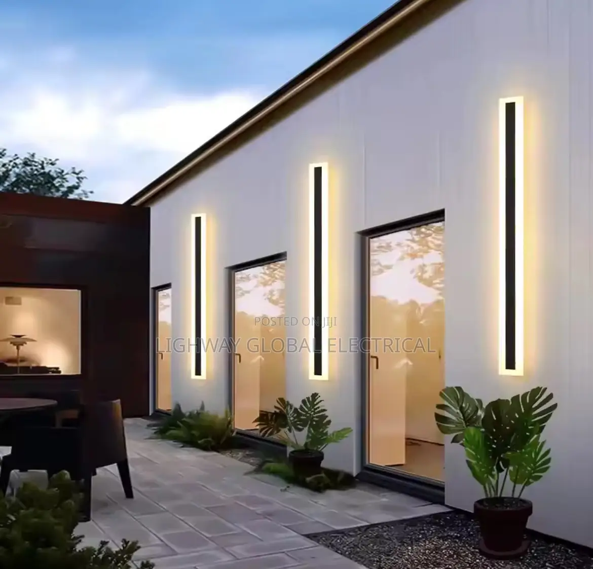 Outdoor Wall Light