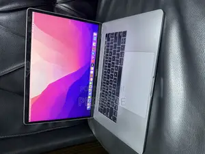 Laptop Apple MacBook Pro 2016 16GB Intel Core I7 SSD 512GB