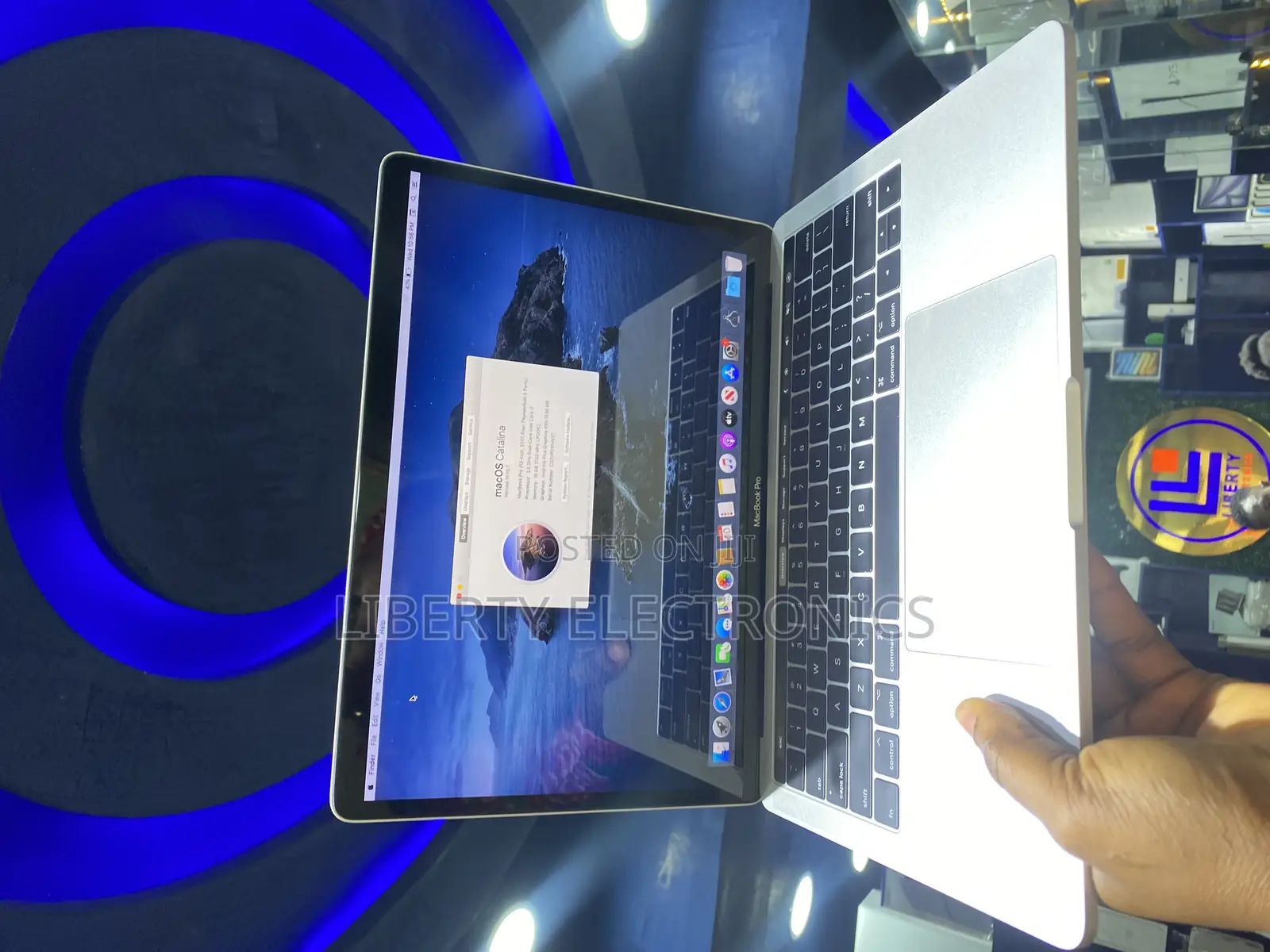 Laptop Apple MacBook Pro 2017 16GB Intel Core I7 SSD 512GB