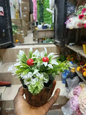 Table Plastic Cup Flower