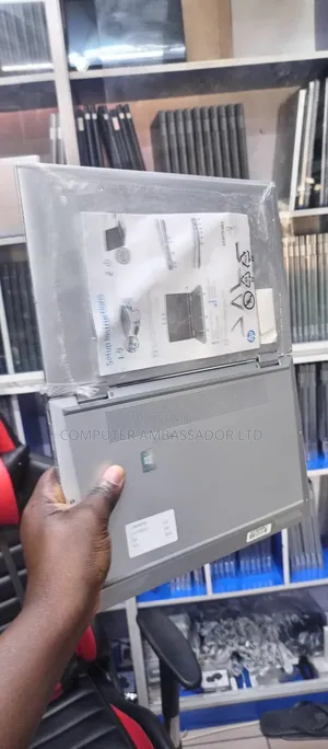 Laptop HP EliteBook 1040 G8 32GB Intel Core I7 SSD 32GB
