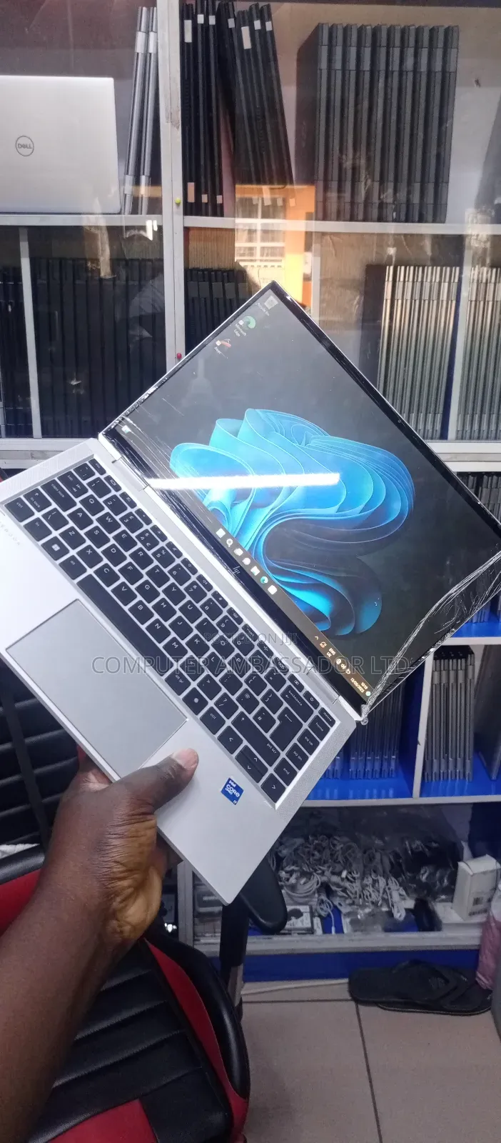 Laptop HP EliteBook 1040 G8 32GB Intel Core I7 SSD 32GB