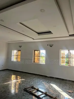 2bdrm Block of Flats in World Bank, Owerri for rent