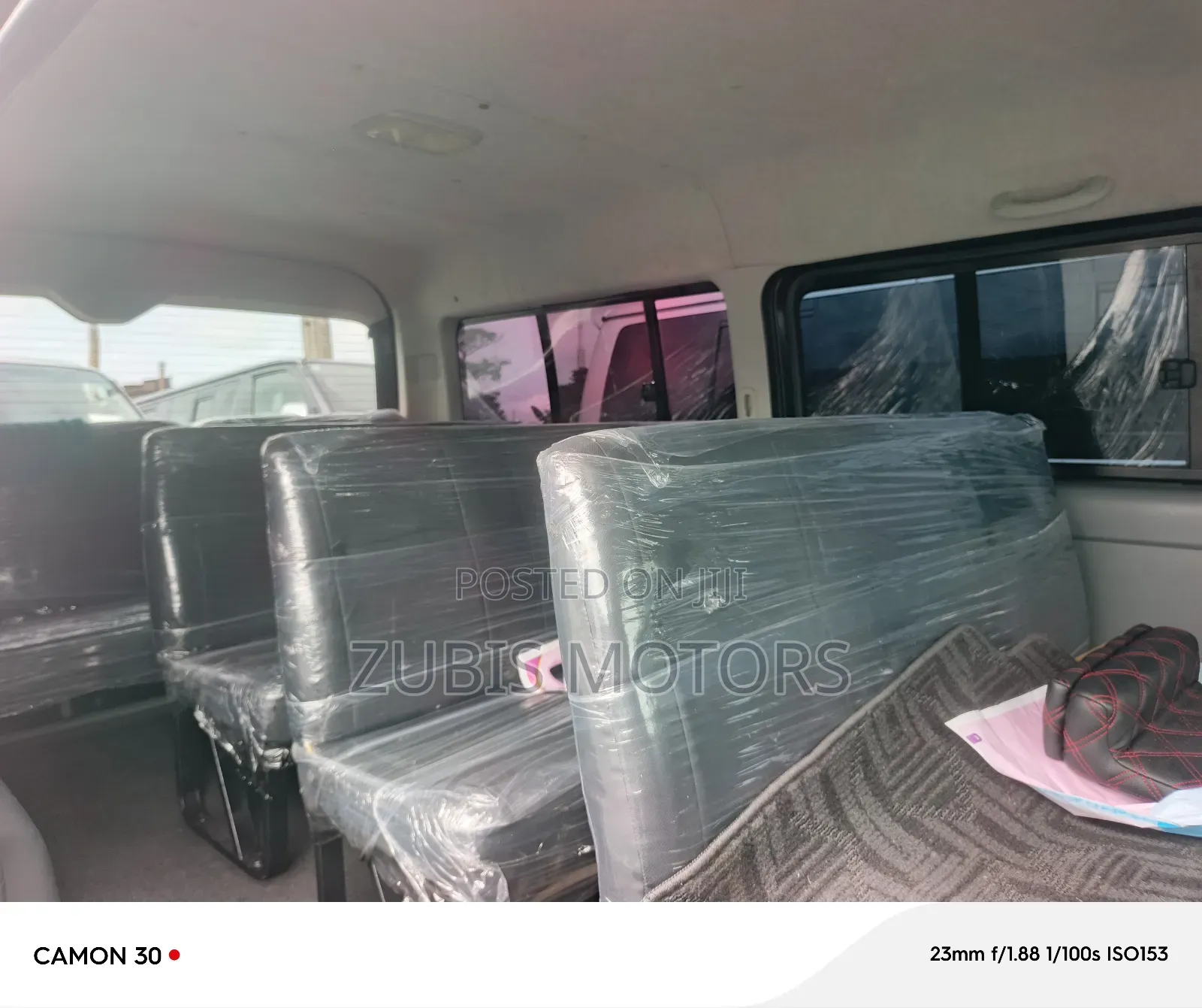 Toyota HiAce 2015 Black