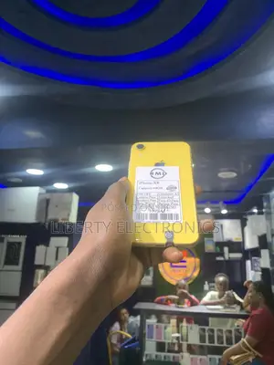 Apple iPhone XR 64 GB Yellow