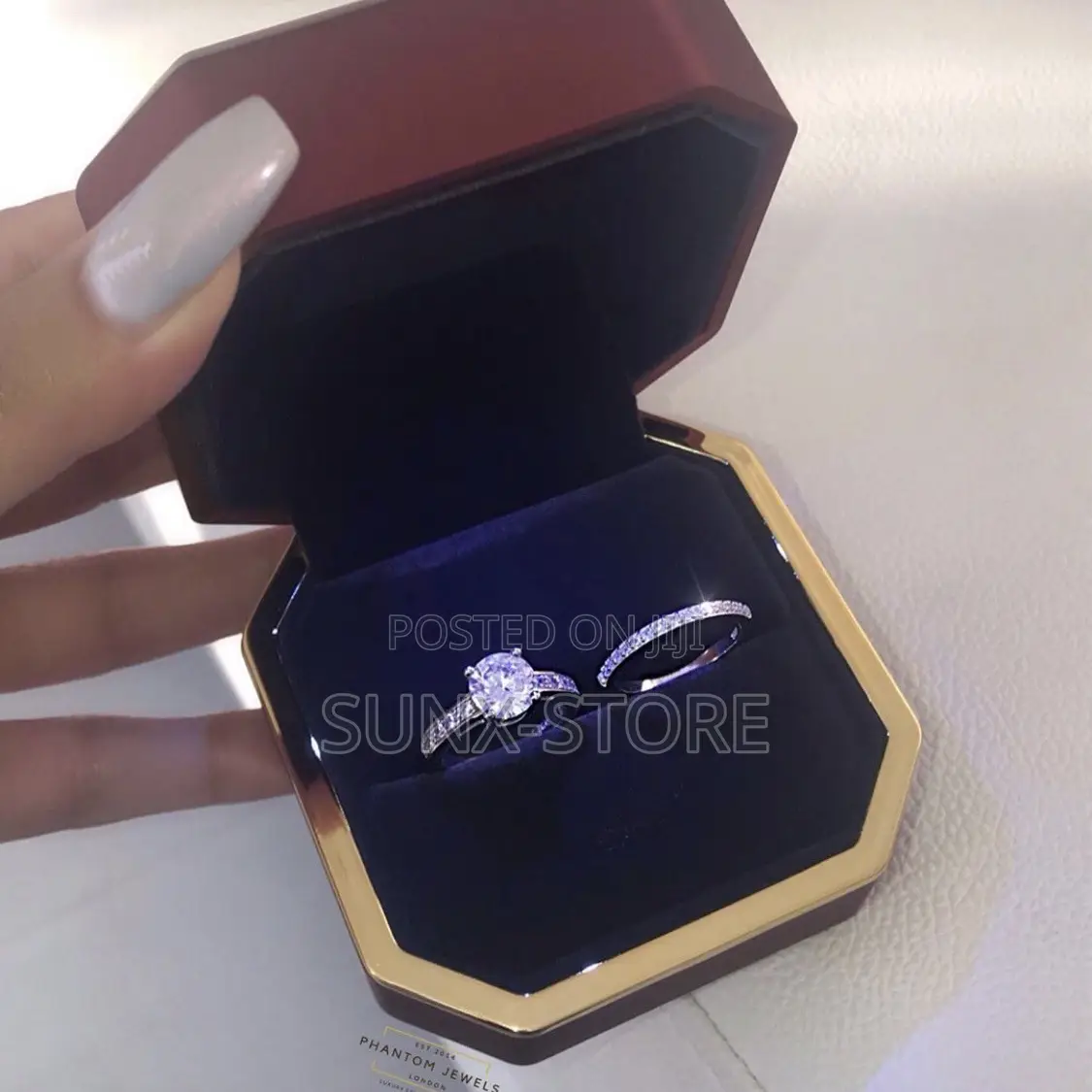 Silver Wedding Ring Set