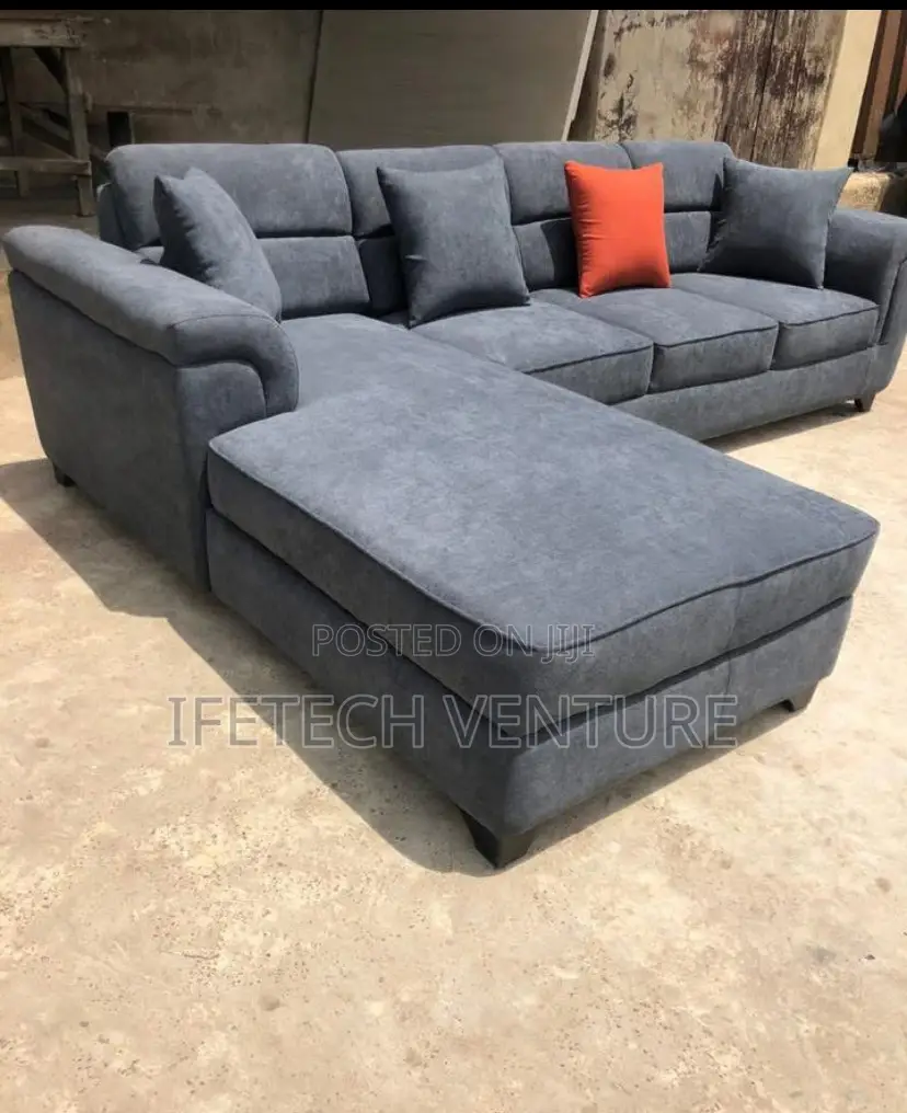 Luxurious Unique L Shape Full Padded