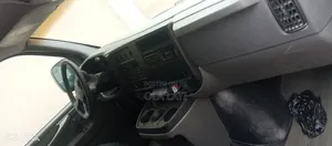 Chevrolet Shcool Bus 2004 White