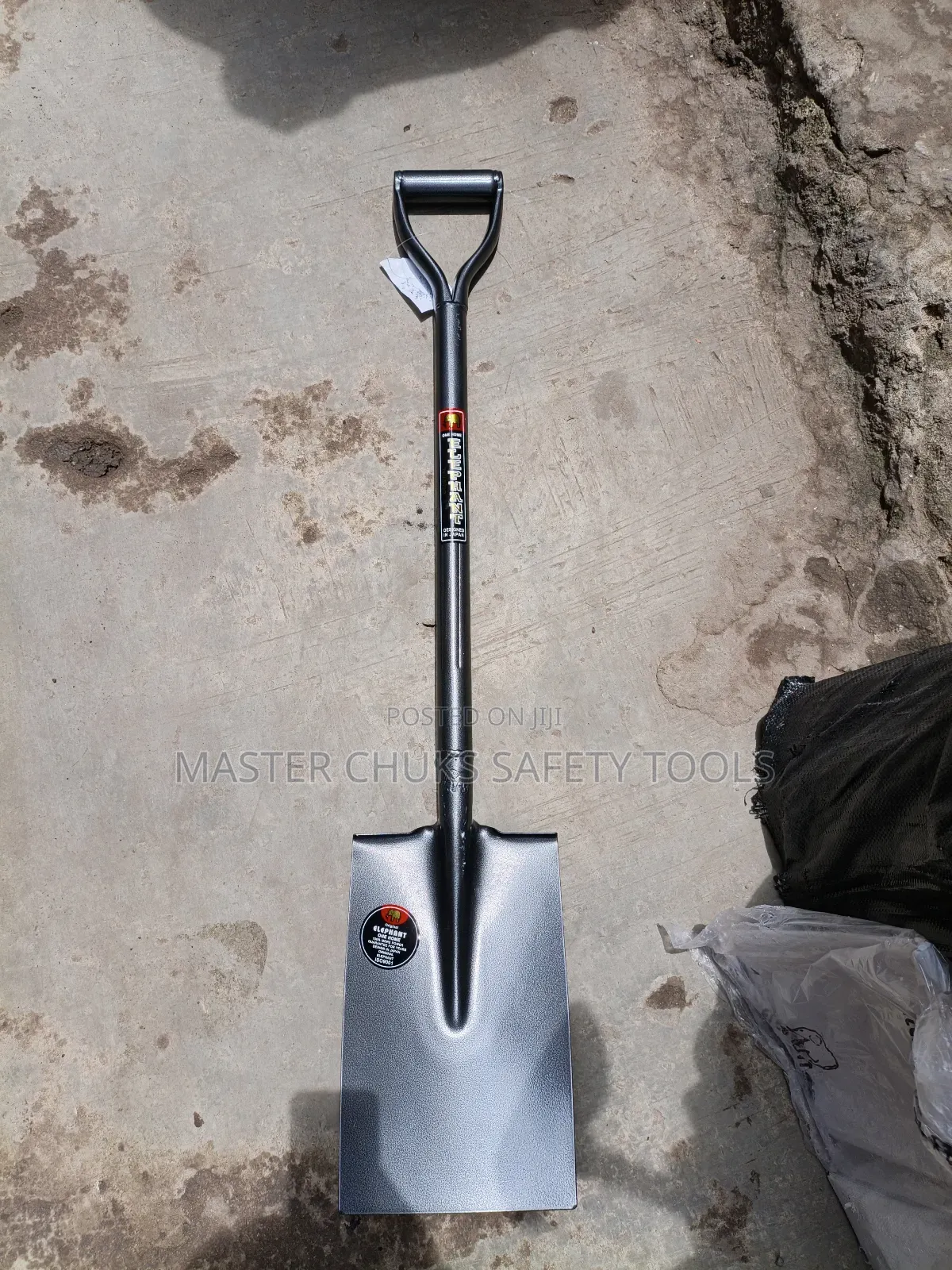 Working Shovel