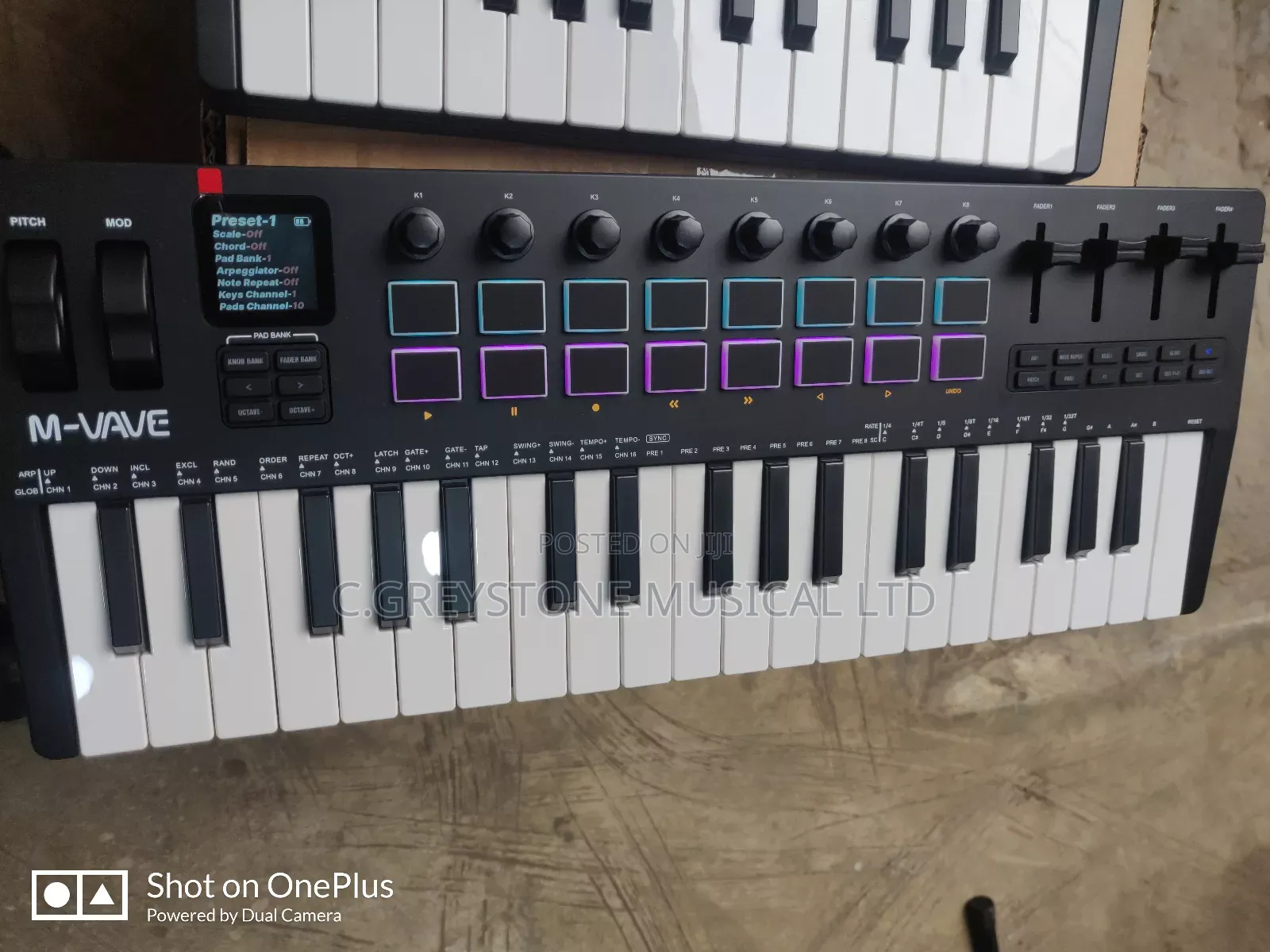 Studio Midi Keyboard 370 Pro