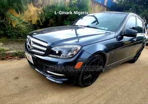 Mercedes-Benz C300 Luxury 4Matic Sedan AWD (3.0L 6cyl 7A) 2012 Gray