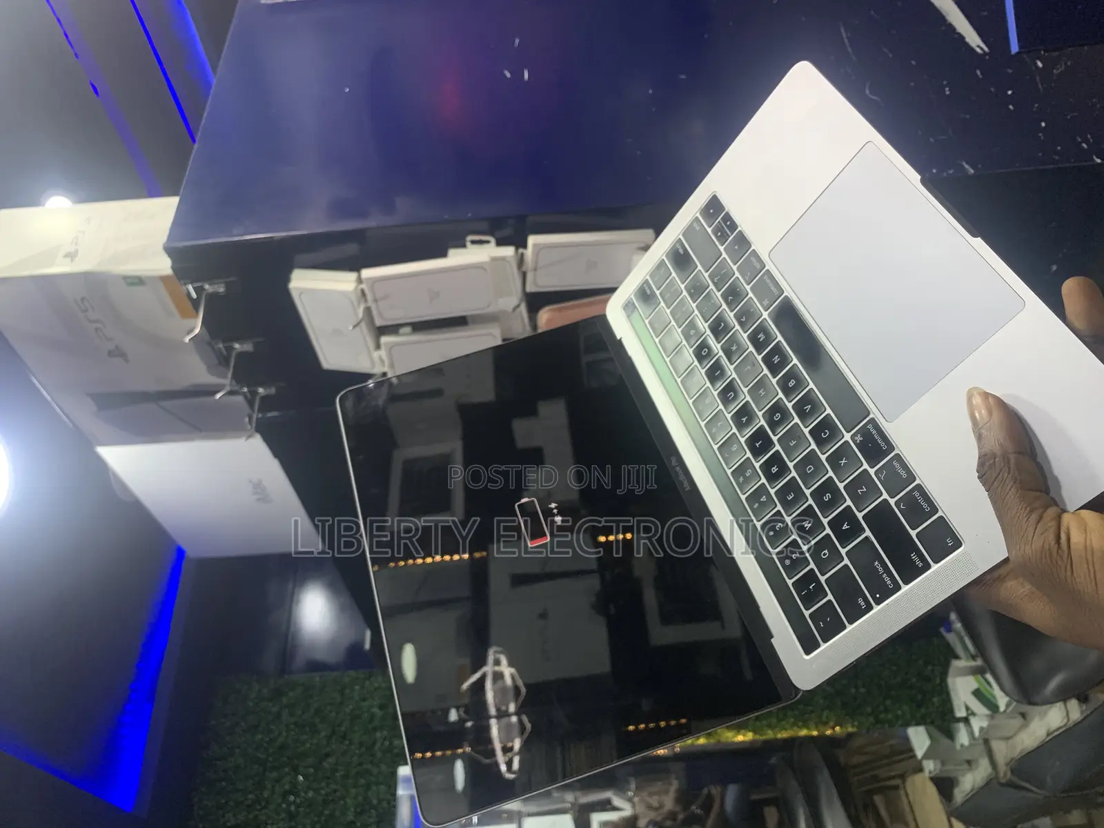 Laptop Apple MacBook Pro 2019 4GB Intel Core I5 SSD 512GB