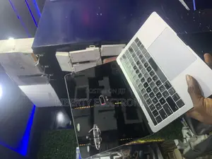 Laptop Apple MacBook Pro 2019 4GB Intel Core I5 SSD 512GB