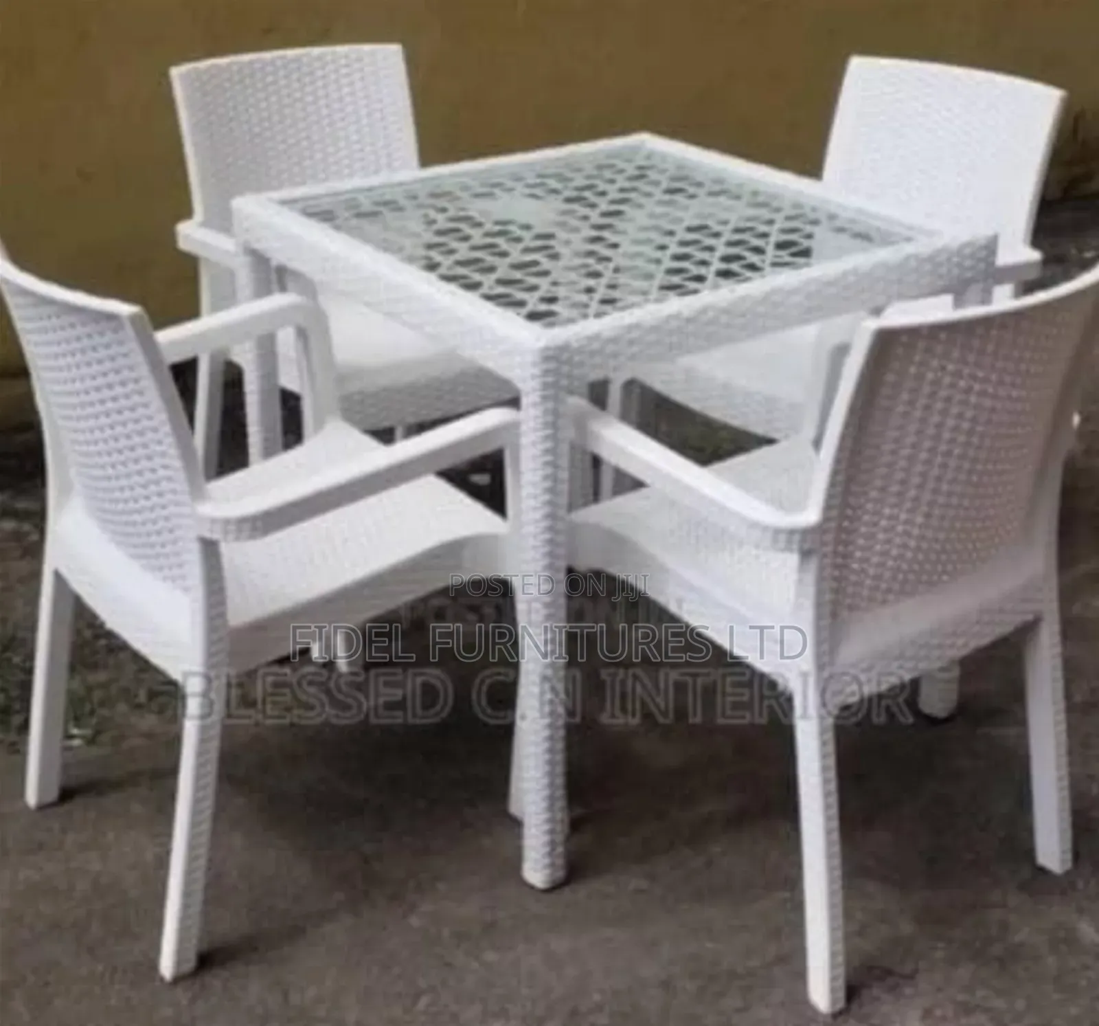 Classic Quality Modern Outdoor Rattan Chair With Table