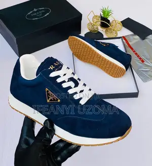 Blue Color Suede Material Sneakers Shoe