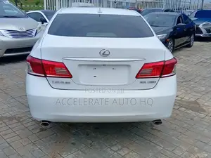 Lexus ES 350 2012 White