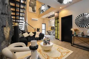 Brand New Luxury 1 Bed Loft 
Apartment! 