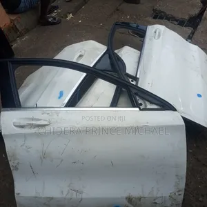 Complete Door for Gla250 2016/2018 Model