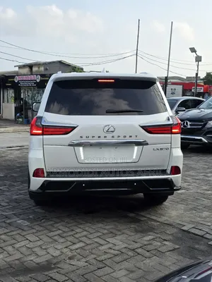 Lexus LX 2016 White