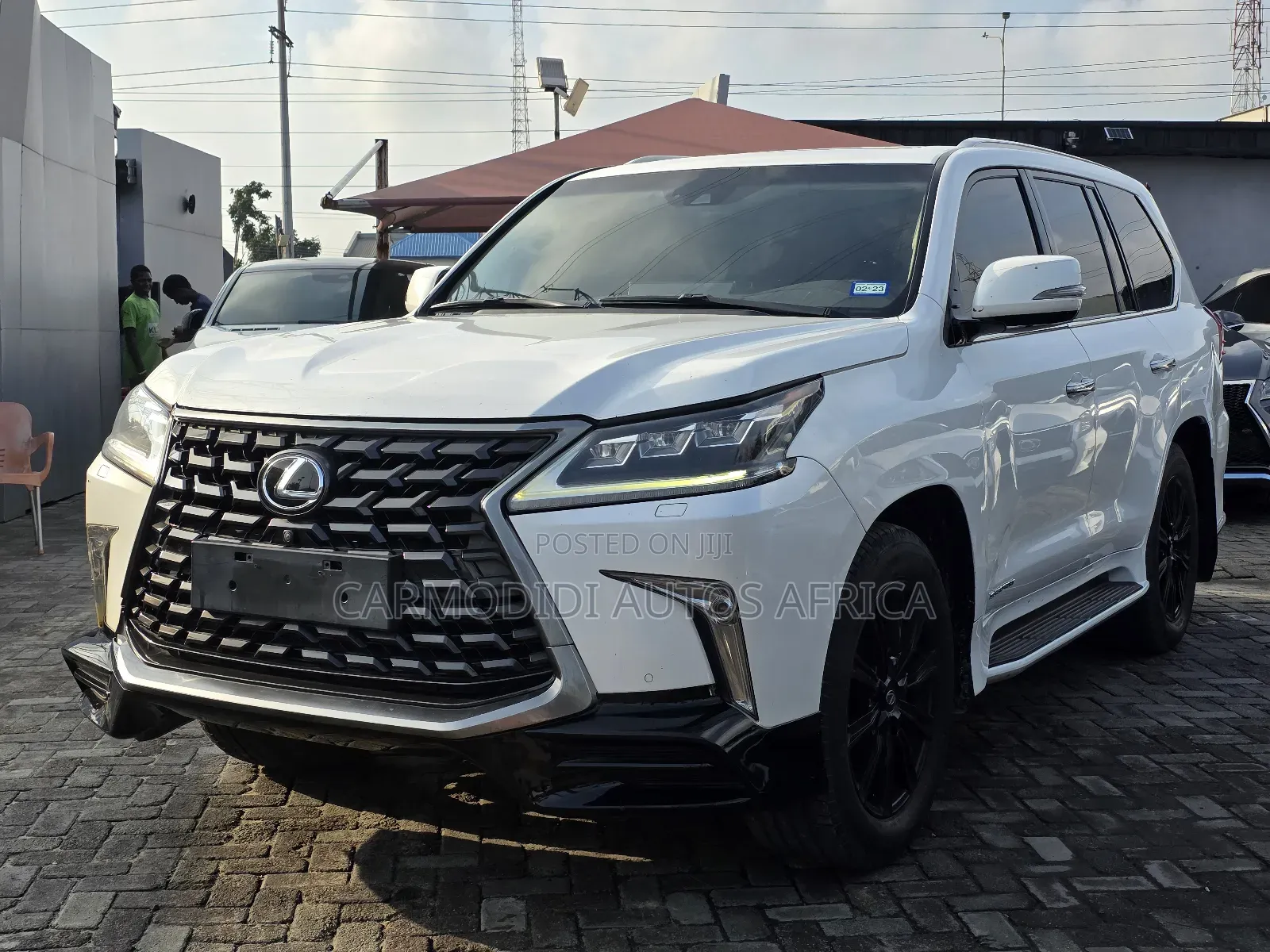 Lexus LX 2016 White