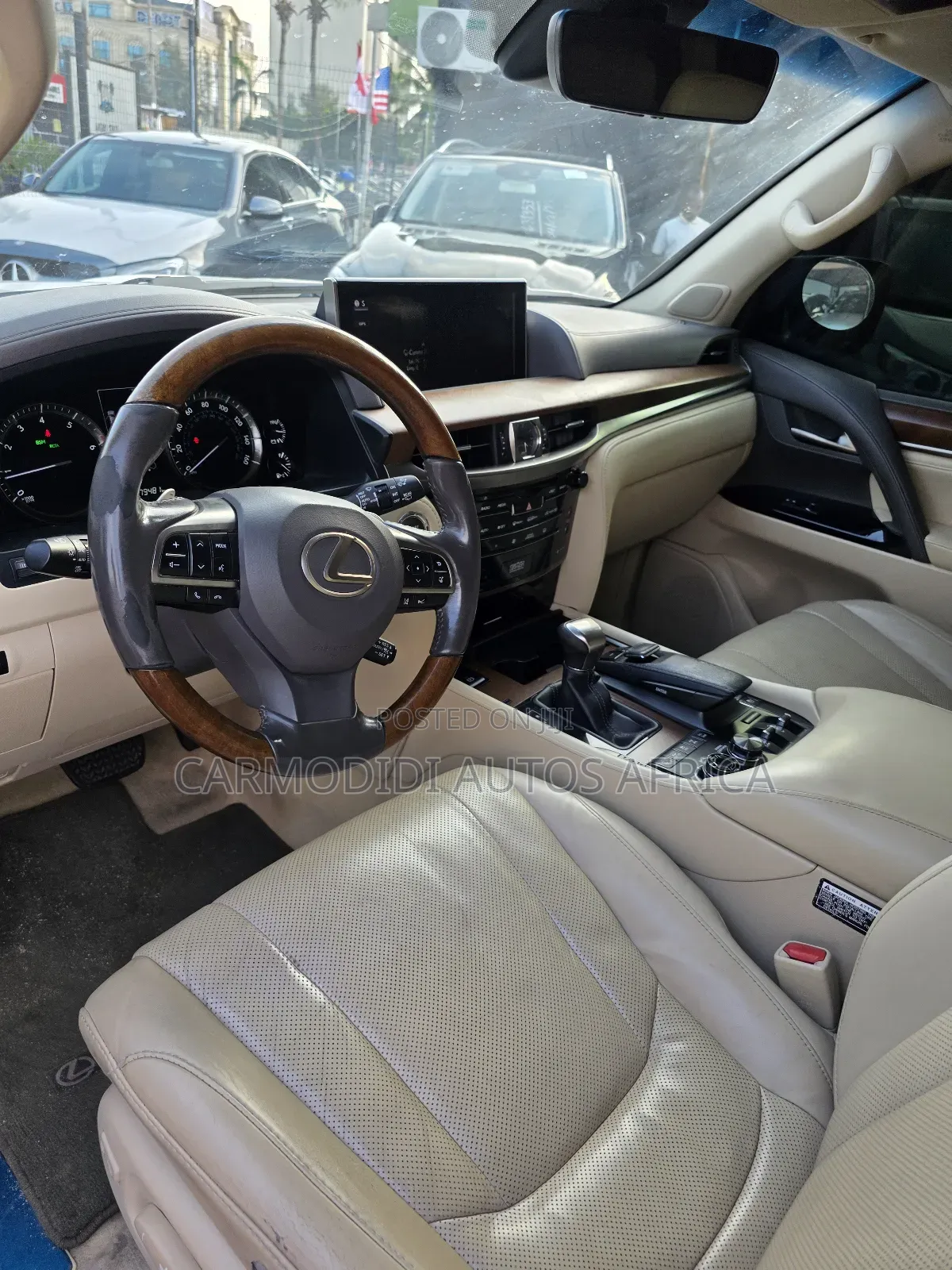 Lexus LX 2016 White
