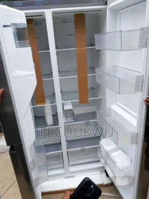 Hisense Side by Side Inverter Fridge Freezer Water Dispenser