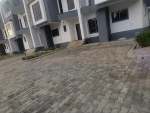 4bdrm Townhouse / Terrace in Wuse 2 for rent