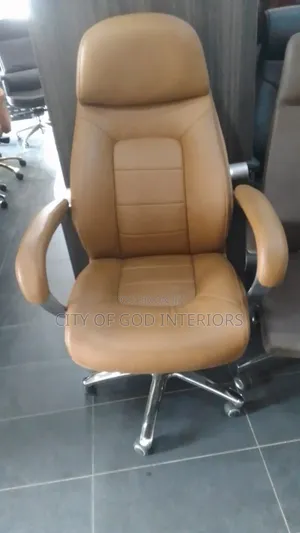 Classic Imported Office Swivel Chair