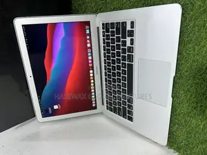 Laptop Apple MacBook Air 2017 8GB Intel Core i5 SSD 256GB