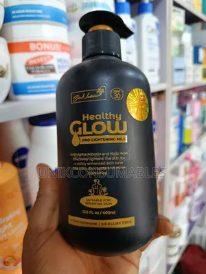 Healthy Glow Ultra Lightening Pro Lightening Moisturizing Milk 400 Ml