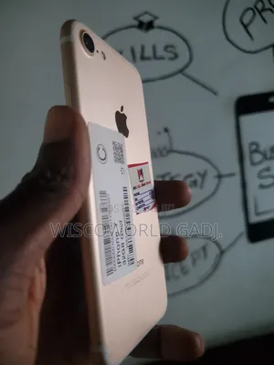 Apple iPhone 7 32 GB Gold