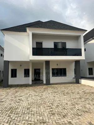 5bdrm Duplex in An Estate, Jahi for rent