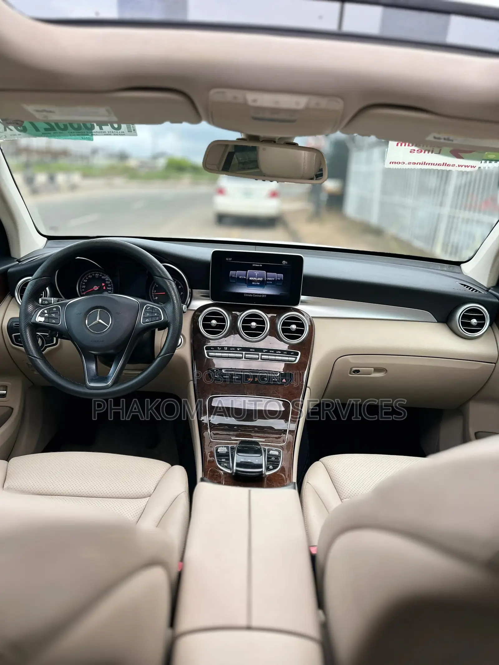 Mercedes-Benz GLC-Class 2017 White
