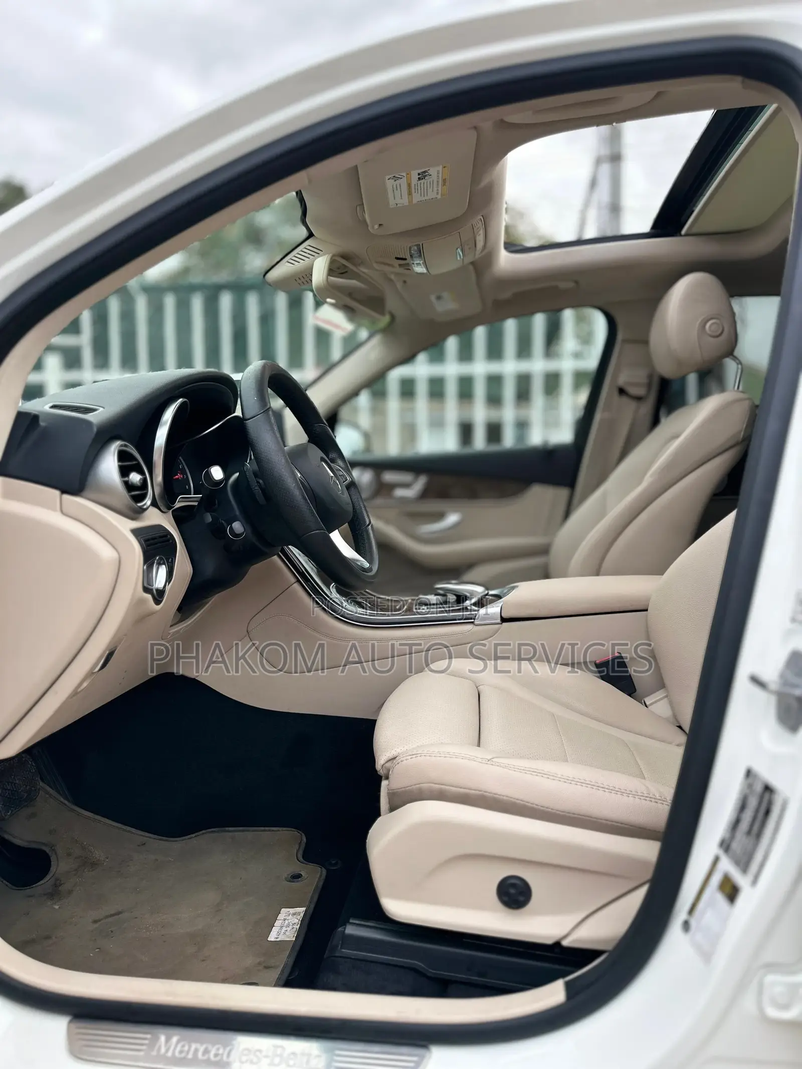Mercedes-Benz GLC-Class 2017 White