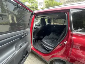 Toyota Highlander XLE 2021 Red