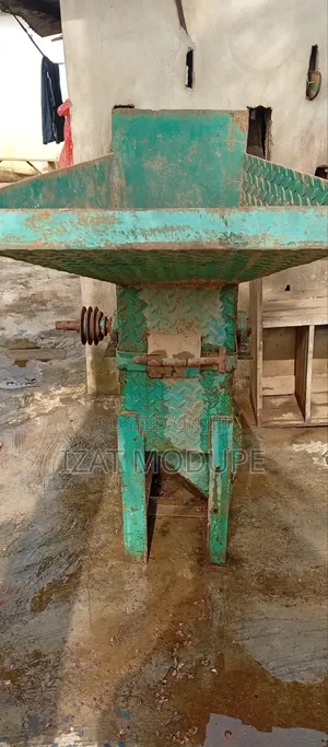 Maize Crusher