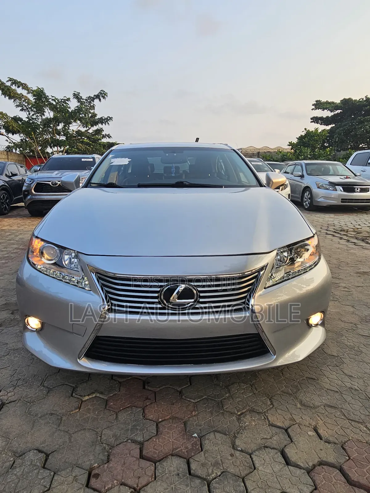 Lexus ES 2014 Silver