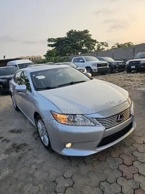 Lexus ES 2014 Silver