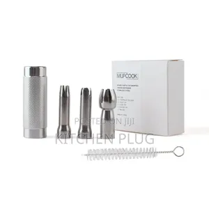 Cream Whipper Accessories/ Injector Tips, a Cleaning Brush.