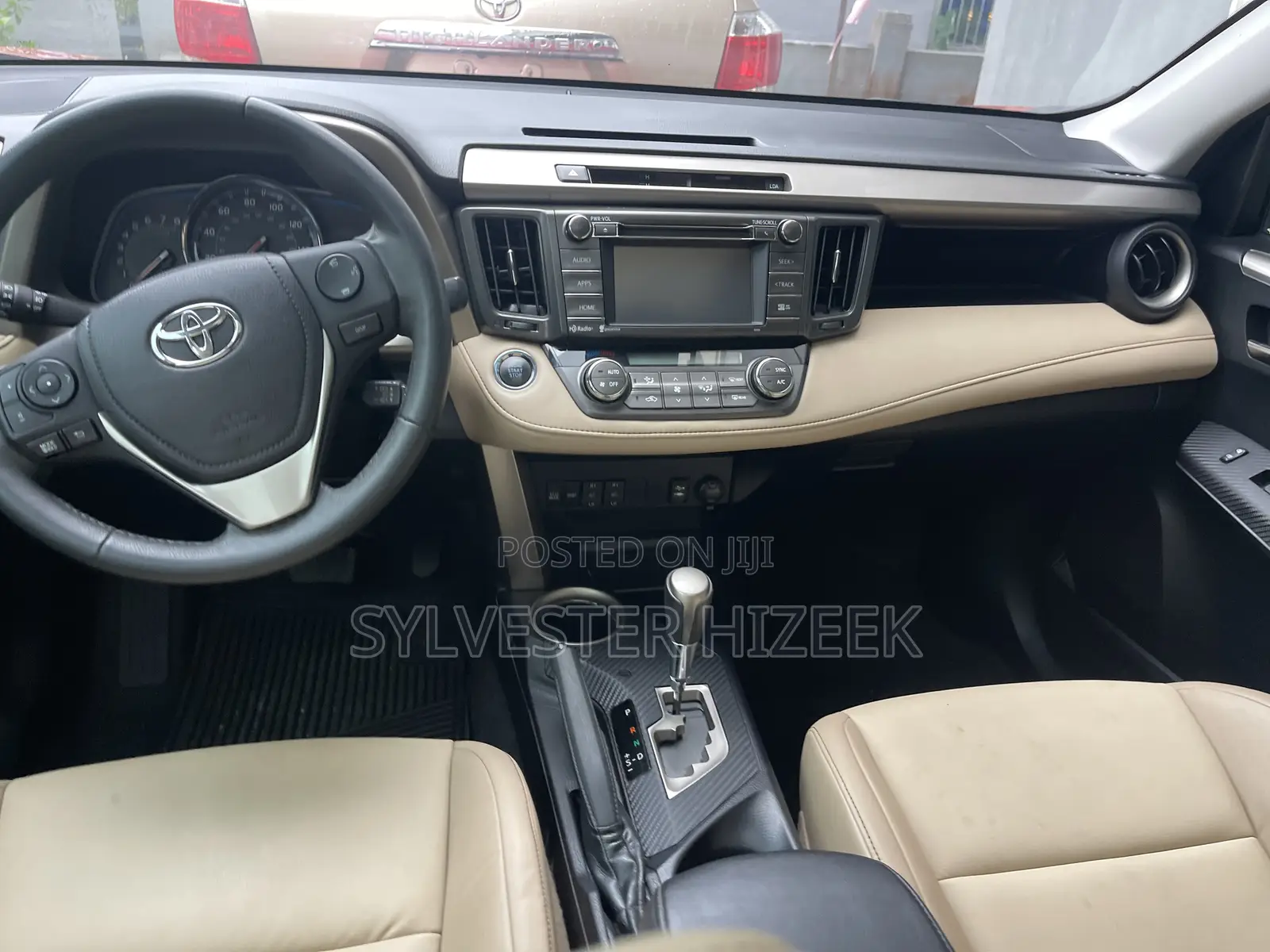Toyota RAV4 2015 Red