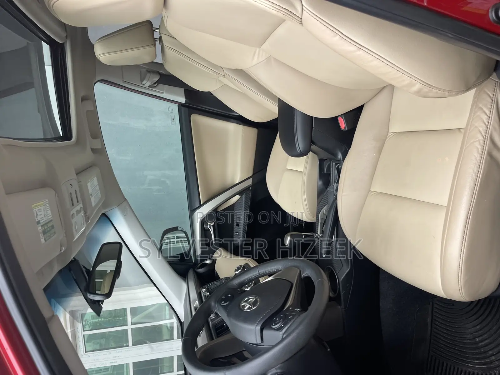 Toyota RAV4 2015 Red