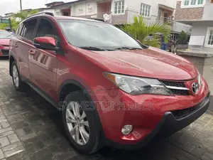 Toyota RAV4 2015 Red