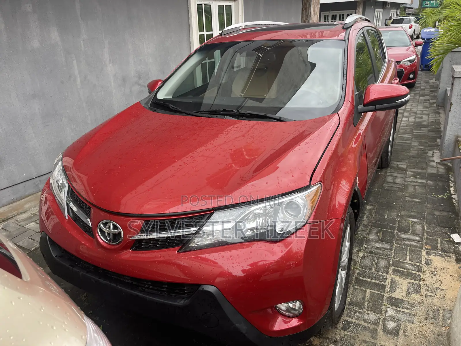 Toyota RAV4 2015 Red
