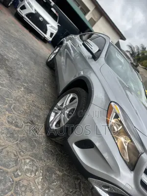 Mercedes-Benz GLA 250 2017 Silver