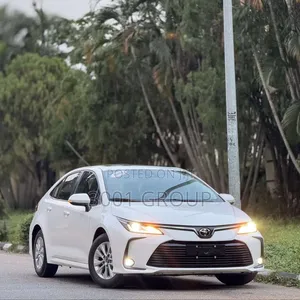 New Toyota Corolla 2023 White
