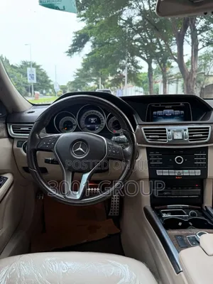 Mercedes-Benz E350 2016 Blue
