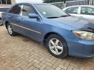 Toyota Camry LE 4dr Sedan (2.4L 4cyl 5M) 2003 Blue