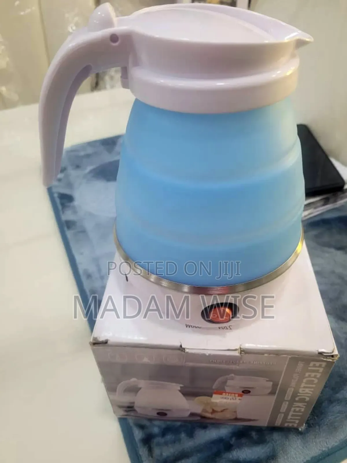 Electric Kettle. Quality. Portable. Foldable.