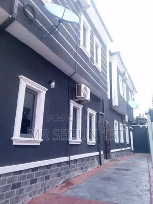 1bdrm Room & Parlour in Ire Akaari Estate, Akala Express for rent